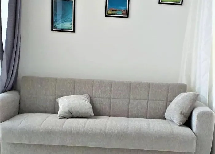 Maison House *